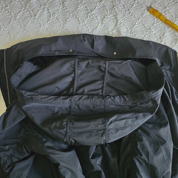 Athleta Jet Set Bomber Jacket Black Sz Medium EUC - Picture 15 of 15